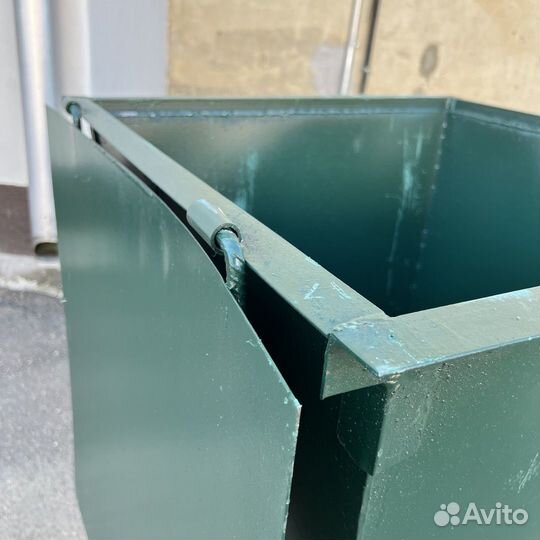 Мусорный контейнер металлический 750 л