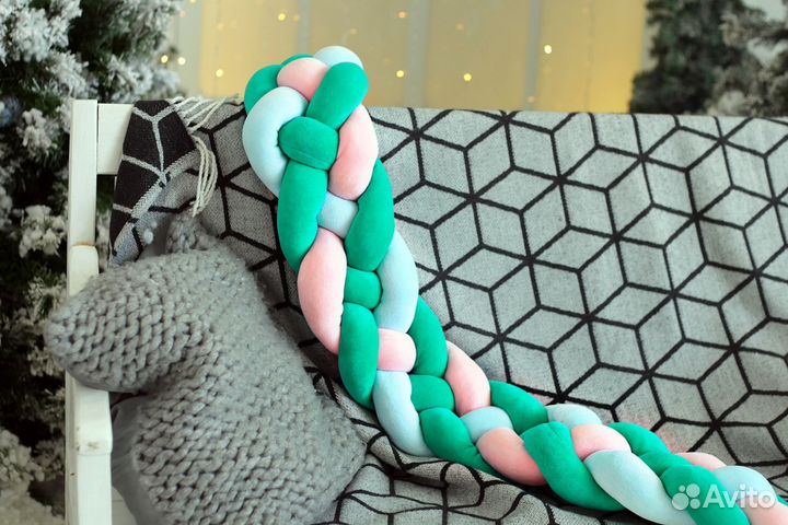 Бортики косы в кроватку