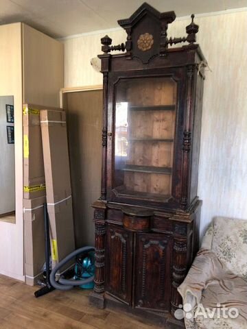 Антикварные шкафы. Витрины