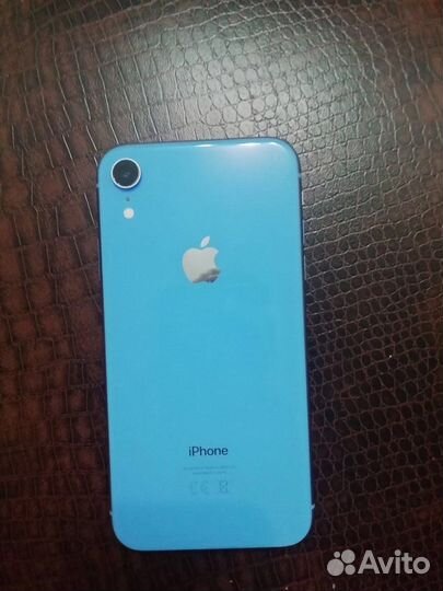 Телефон iPhone хр 128 гб