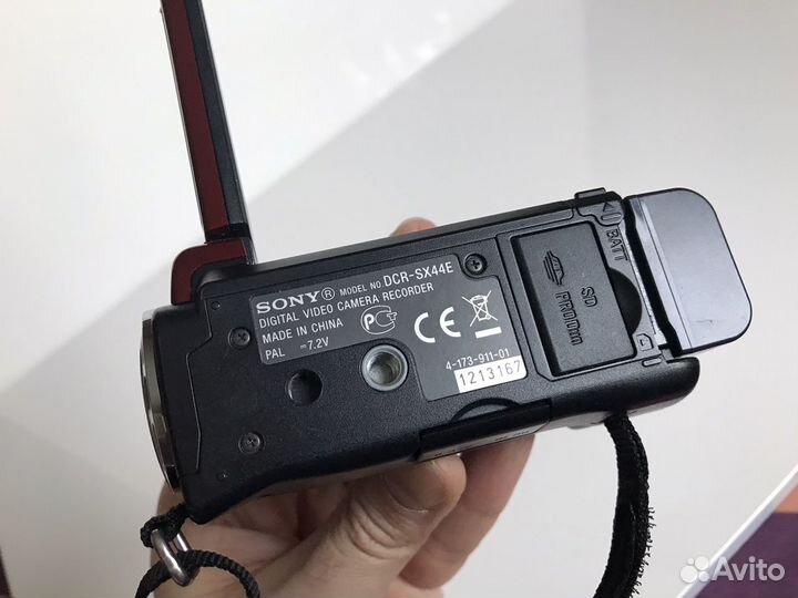 SD видеокамера Sony dcr-sx44