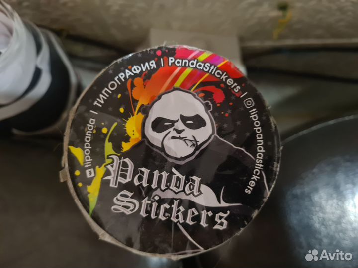 Наклейка на авто большая