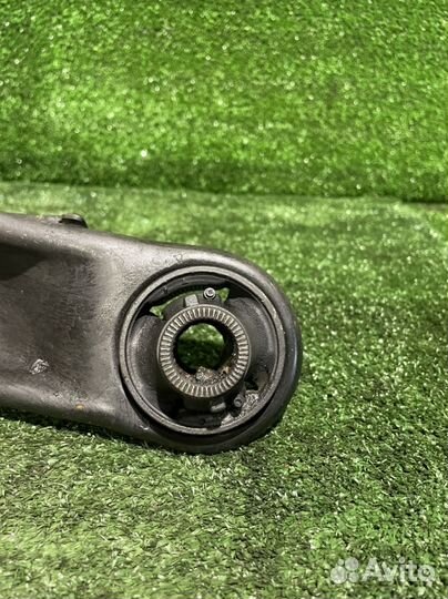 Рычаг передний правый toyota vitz,ractis,porte