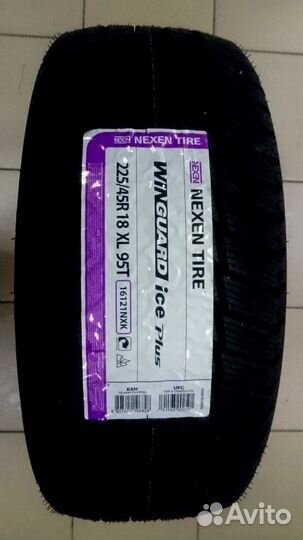 Nexen Winguard Ice Plus 235/45 R17 97T