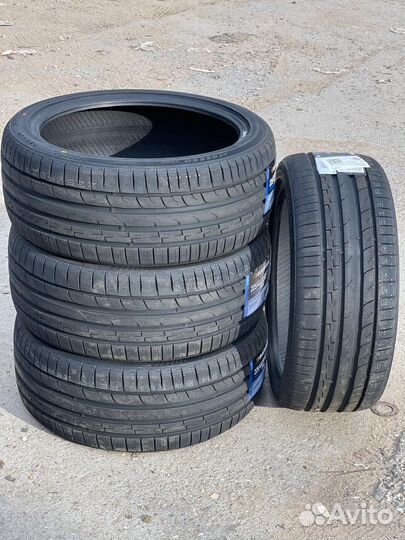 Sailun Atrezzo ZSR 225/40 R18 и 255/35 R18 92Y