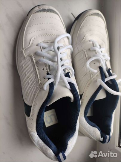 Кроссовки 40-41 размер