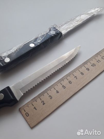 Набор кухонных ножей с подставкой