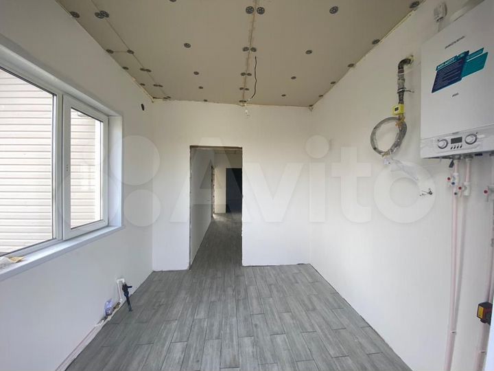 Дом 82 м² на участке 6 сот.