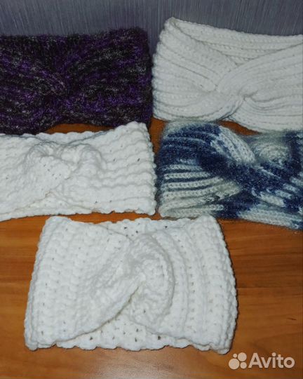 Повязка на голову вязаная