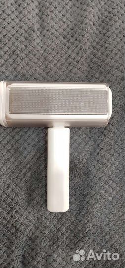 Щетка для чистки шерсти