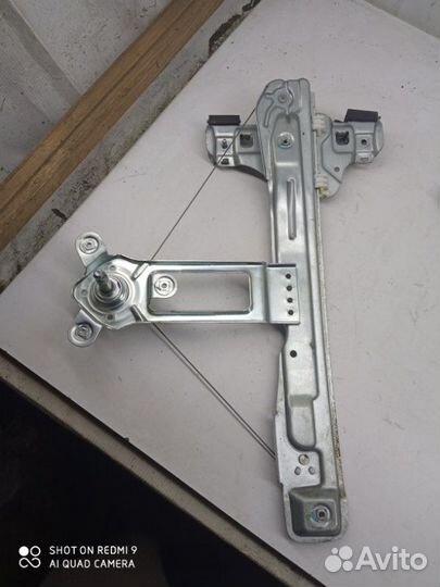 Стеклоподъемник задний правый Chevrolet Cobalt