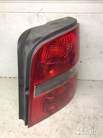 Фонарь задний правый VW Touran с 2003-2006 год