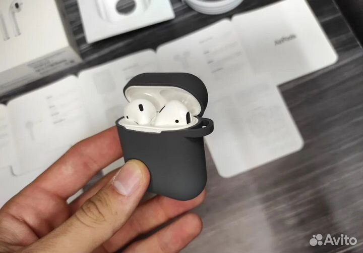 AirPods 2 (новые, ростест, бонус чехол)