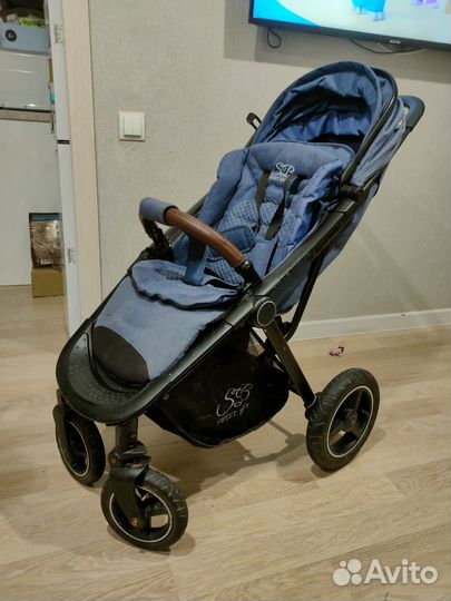 Коляска всесезонная Sweet baby