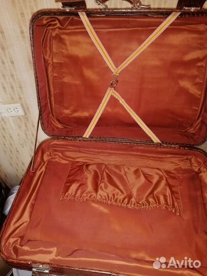 Чемодан ретро винтаж