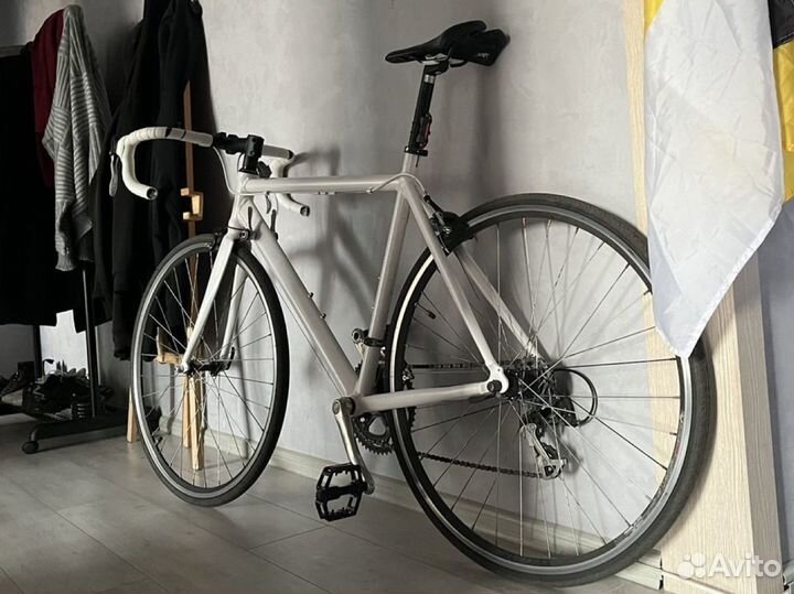 Шоссейный велосипед