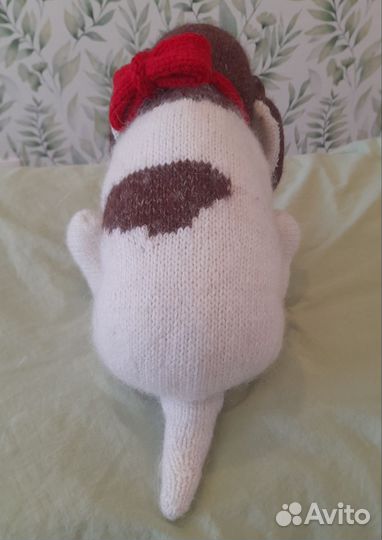Вязаная игрушка Бигль