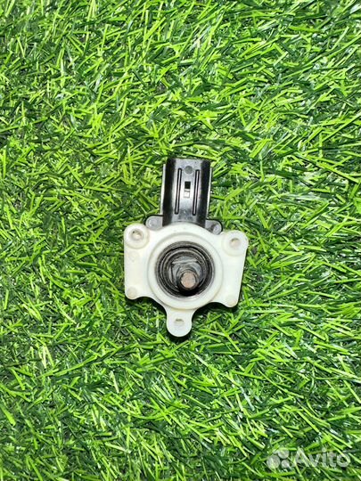 Датчик положения кузова Toyota 8940860030