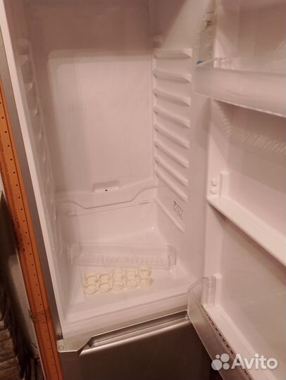 Холодильник на запчасти