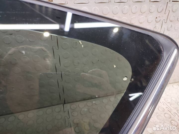 Стекло кузова заднее левое Toyota Rav4 XA40