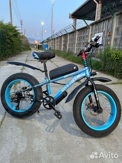 Электрический велосипед фетбайк