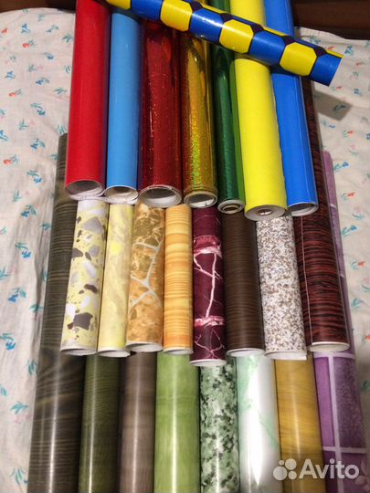 Самоклеющаяся пленка