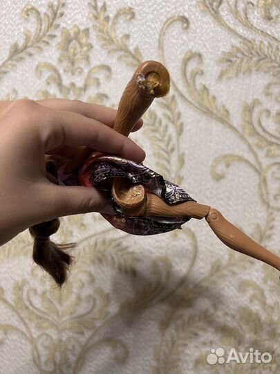 Продам куклу Ever After High Кедра Вуд