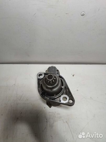 Стартер Volkswagen Passat B6 T5 Octavia A5 2.0 1.4