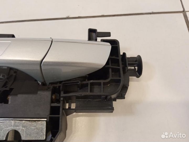 Ручка двери задней наружная левая Mercedes-Benz M