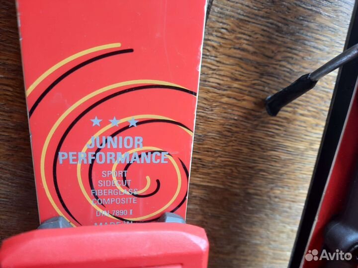 Горные лыжи детские 100, ботинки 225, шлем