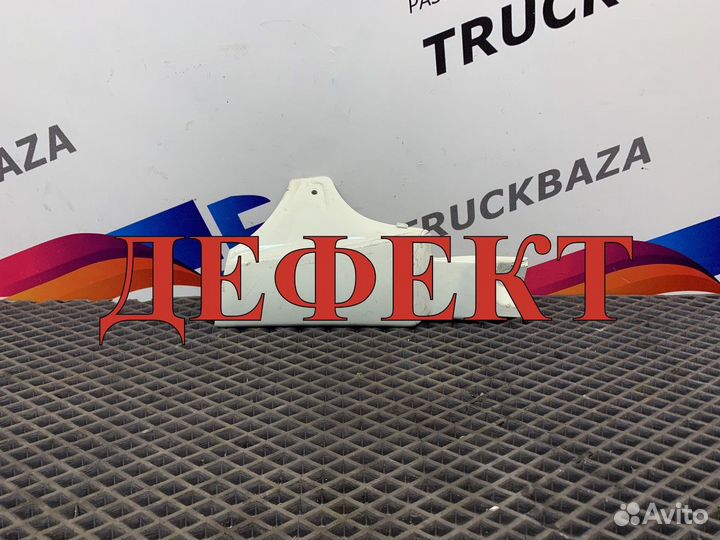 Накладка стойки лобового стекла правая Daf XF105