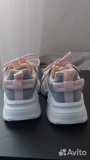 Кроссовки женские 36 размер натуральная кожа