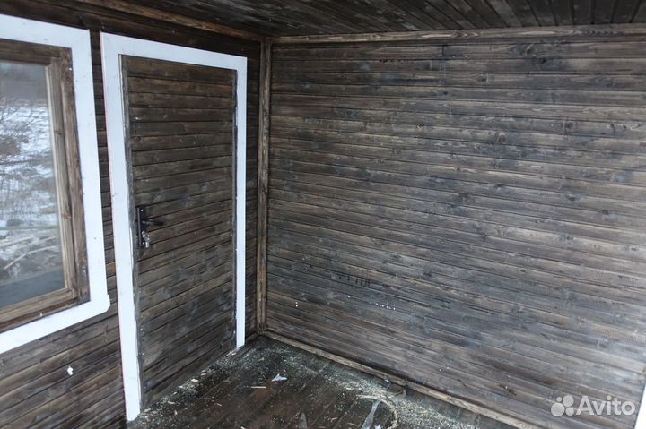 Летний дачный домик 4.6х5.8м. из бытовок