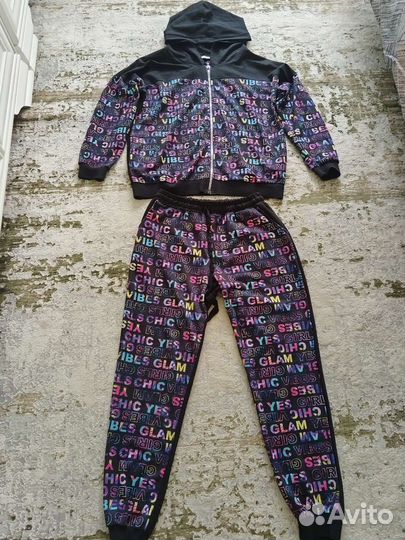 Спортивный костюм