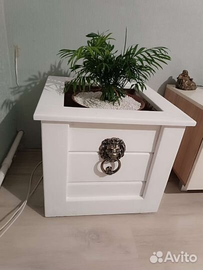 Кашпо горшок для цветов