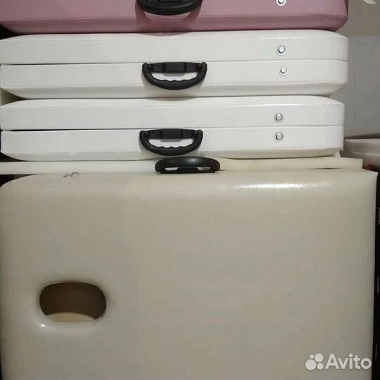 Массажный стол