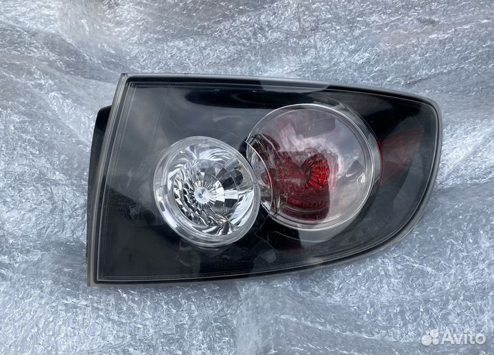 Фонарь задний Mazda 3