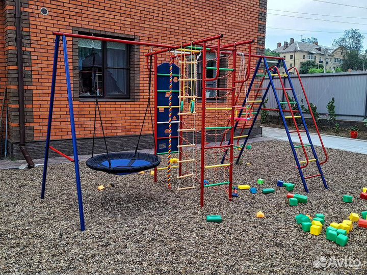 Новый спортивный комплекс для дачи/улицы