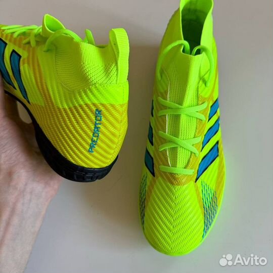 Сороконожки футзалки шиповки nike predator