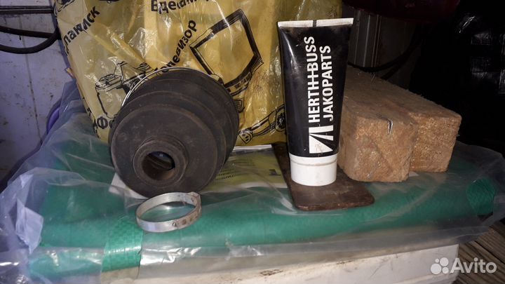 Mitsubishi delica кирпич - рычаги, пыльник гранаты