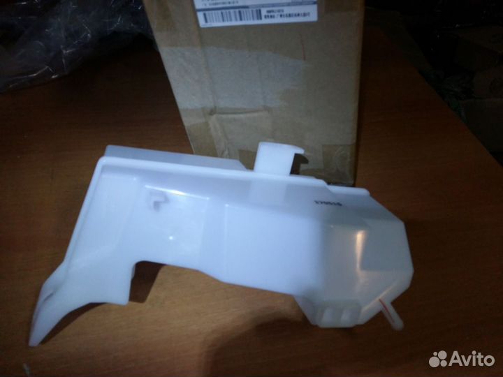 Бачок расширительный Nissan X-Trail Т32 217114CL0A