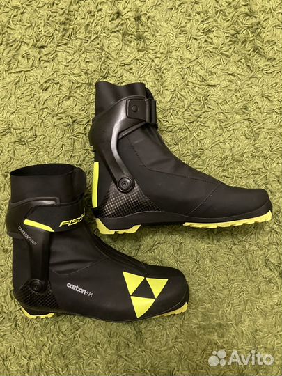 Лыжные ботинки Fischer Carbon Skate