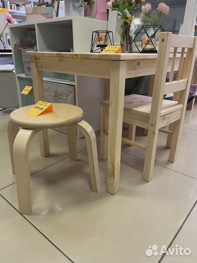 Свала IKEA детский стол и стул