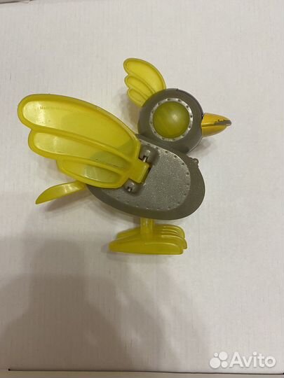 Робо птица макдоналдс 2001