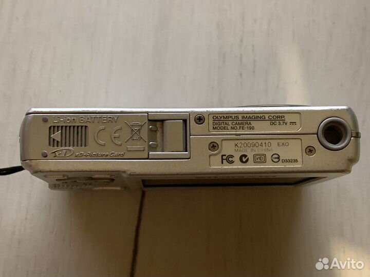 Olympus FE-190 чехол и карта памяти в подарок