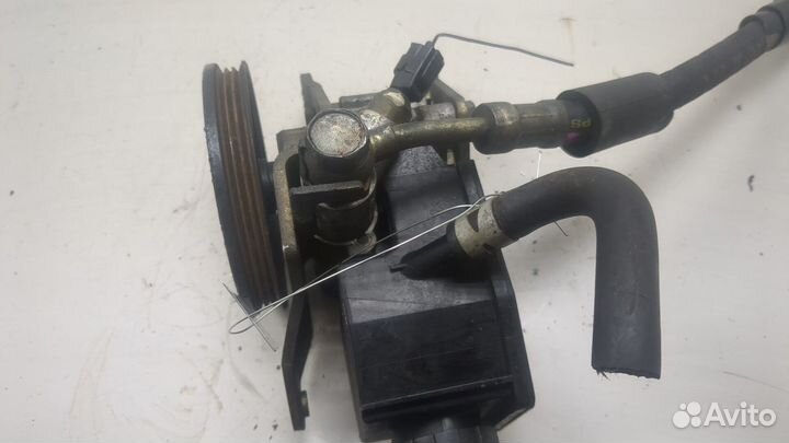 Гур Toyota Avensis 1, 1998