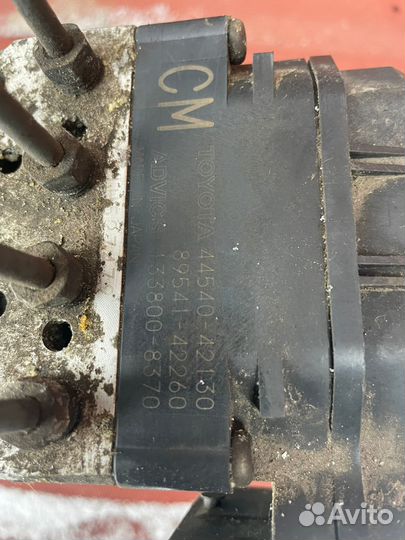 Блок ABS Toyota RAV4, III (XA30)