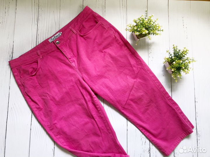 Джинсовые бриджи розовые 56