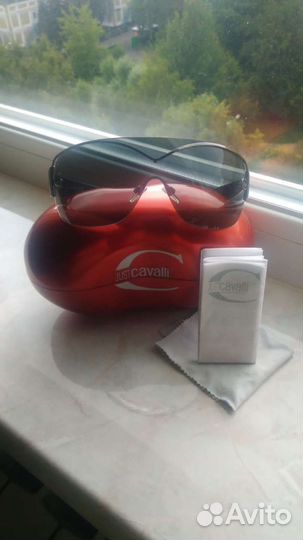 Солнцезащитные очки roberto cavalli