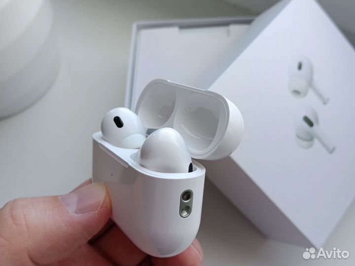 Беспроводные наушники airpods pro (2 поколение)